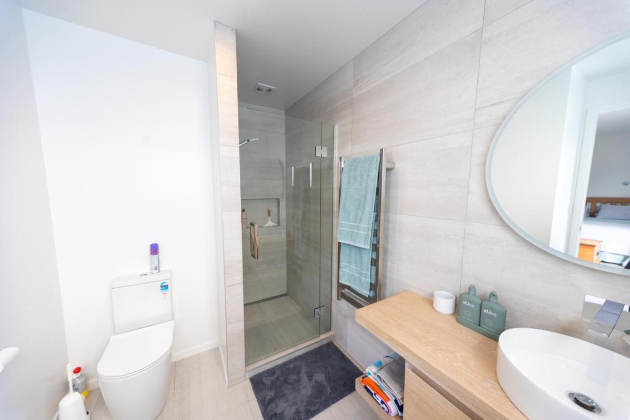 One Tree Point Marsden Cove Canal Haven With Spa Pool מראה חיצוני תמונה